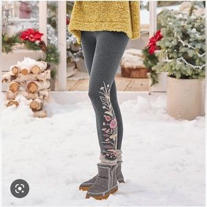 Johnny Was size Small grey leggings. Beautiful embroidery - looks brand new
